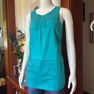NWT northern reflections size small Teal Sleeveless Lace Trim Top